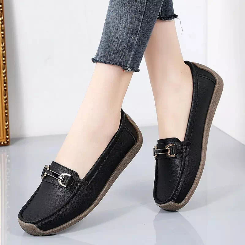 Mocassin en cuir tres souple pour femme