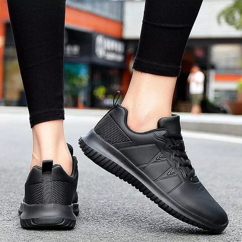 Chaussures adaptées aux semelles orthopédiques  Podoways