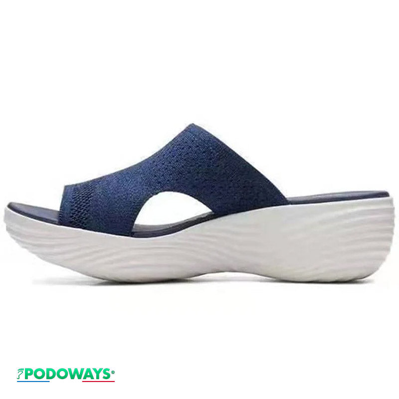 Sandales orthopédique femme confort, coloris bleu, vue de côté sur fond blanc