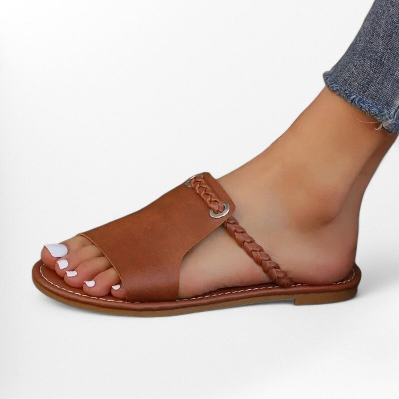 Sandales plates camel pour femme – Podoways