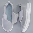 Charger l'image dans la visionneuse de la galerie, Chaussures pour les pieds larges et gonflés pour homme Podoways 36 Silver
