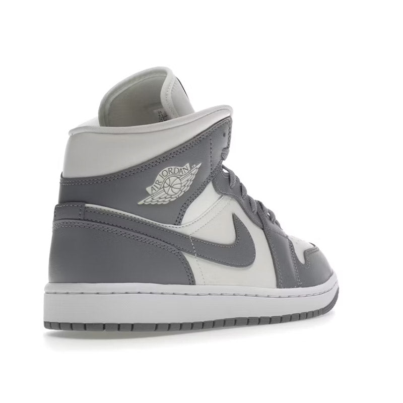 Air Jordan 1 Mid Stealth  PODOWAYS   