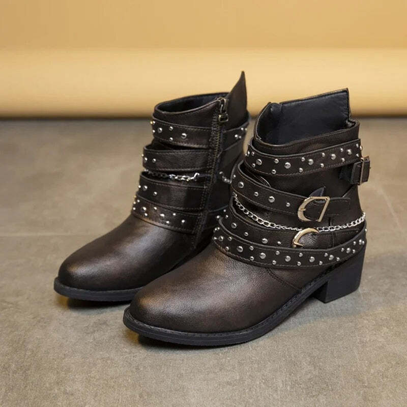 Bottines femme avec clous décoratifs Podoways