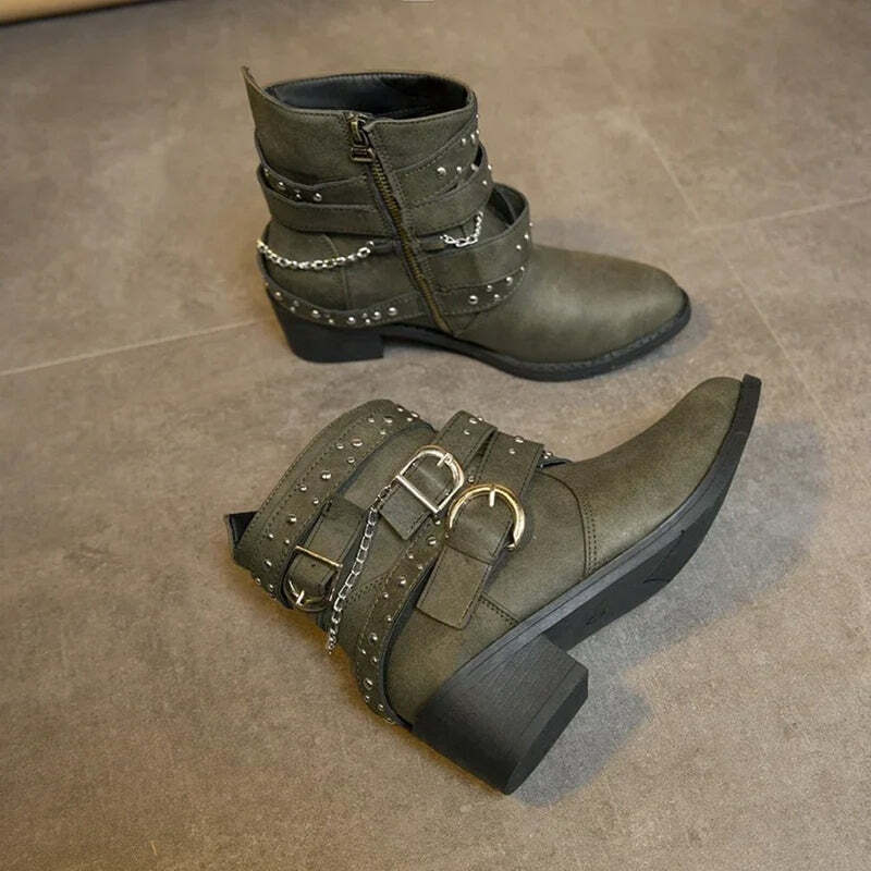 Bottines femme avec clous décoratifs Podoways