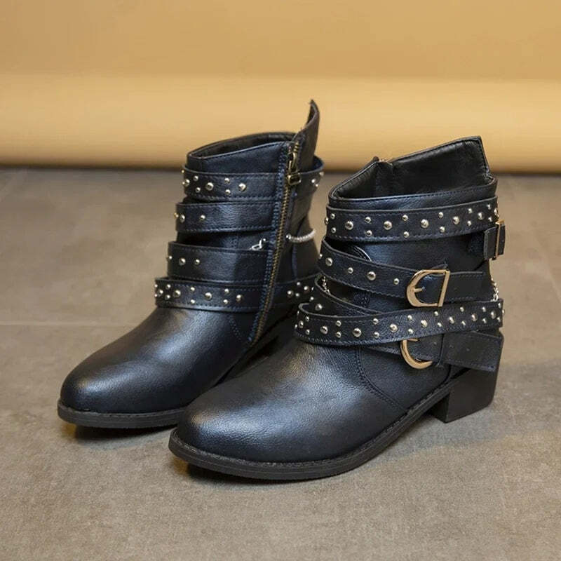 Bottines femme avec clous décoratifs Podoways