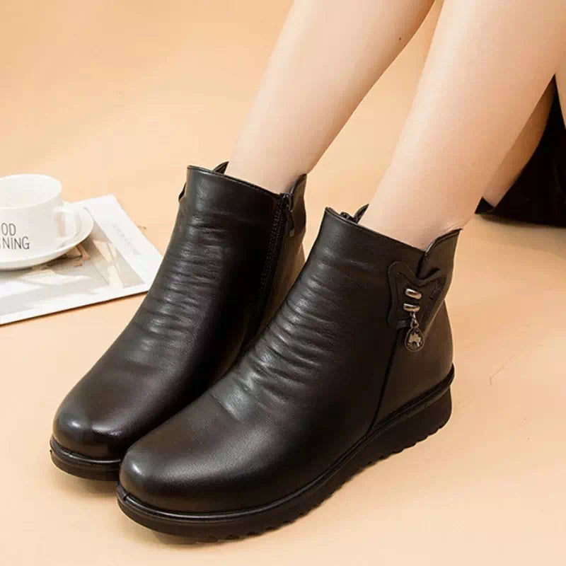 Bottines en cuir avec intérieur en peluche