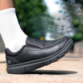 Charger l'image dans la visionneuse de la galerie, Chaussures pour homme aux pieds larges et gonflés Podoways

