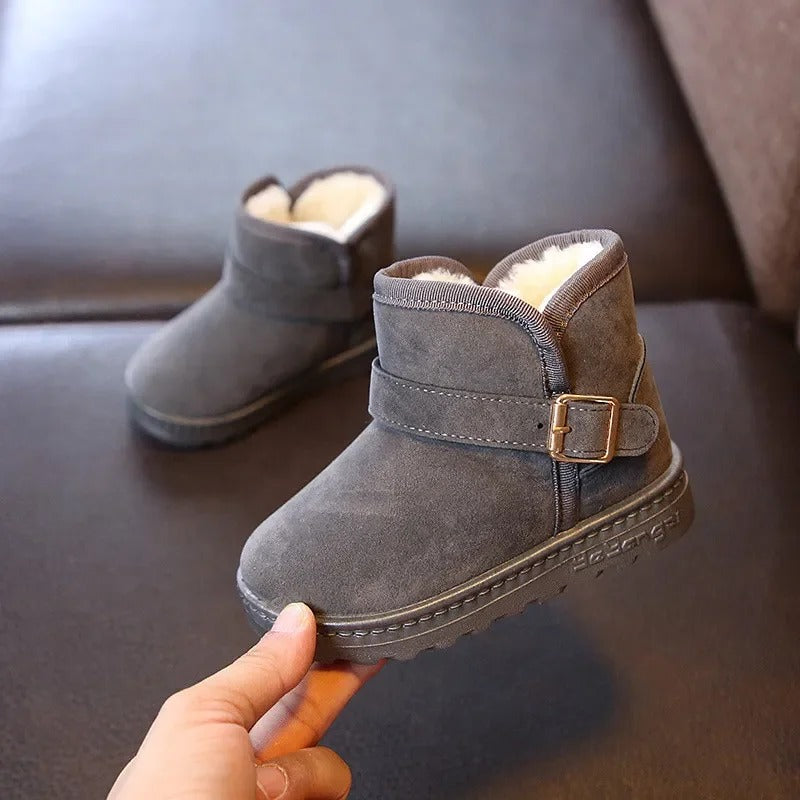 chaussure d'hiver pour enfant