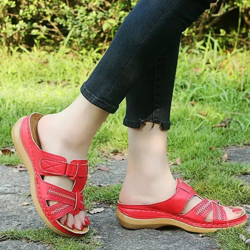 Sandale orthopédique femme compensée simili cuir