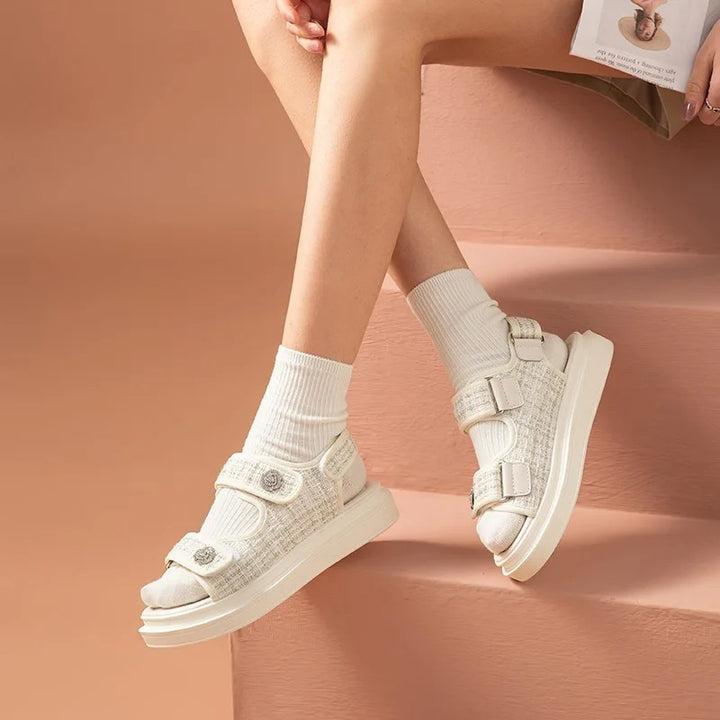 Sandales plates beige pour femme Podoways
