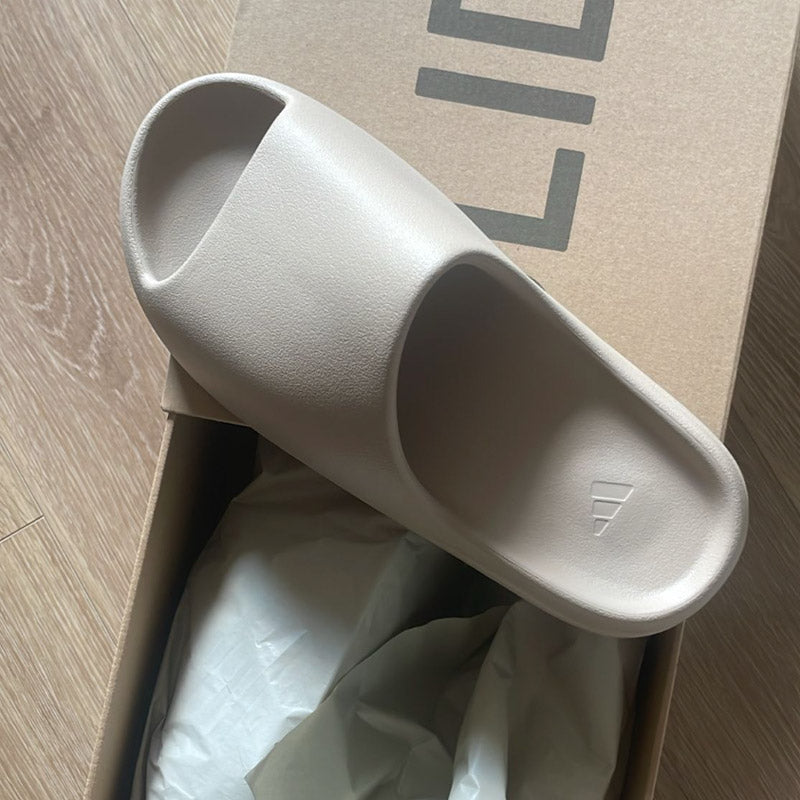 Yeezy slide beige  PODOWAYS   